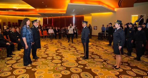 Con varios reconocimientos se celebró un nuevo aniversario de la Policía