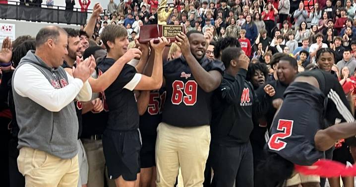 Fox 5 Visits MCHS For Presentation Of High 5 Sports Team Trophy