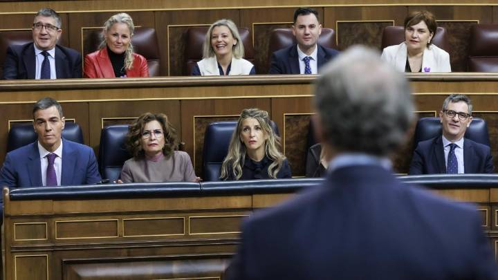 Entre la ironía y el sarcasmo, por Màrius Carol