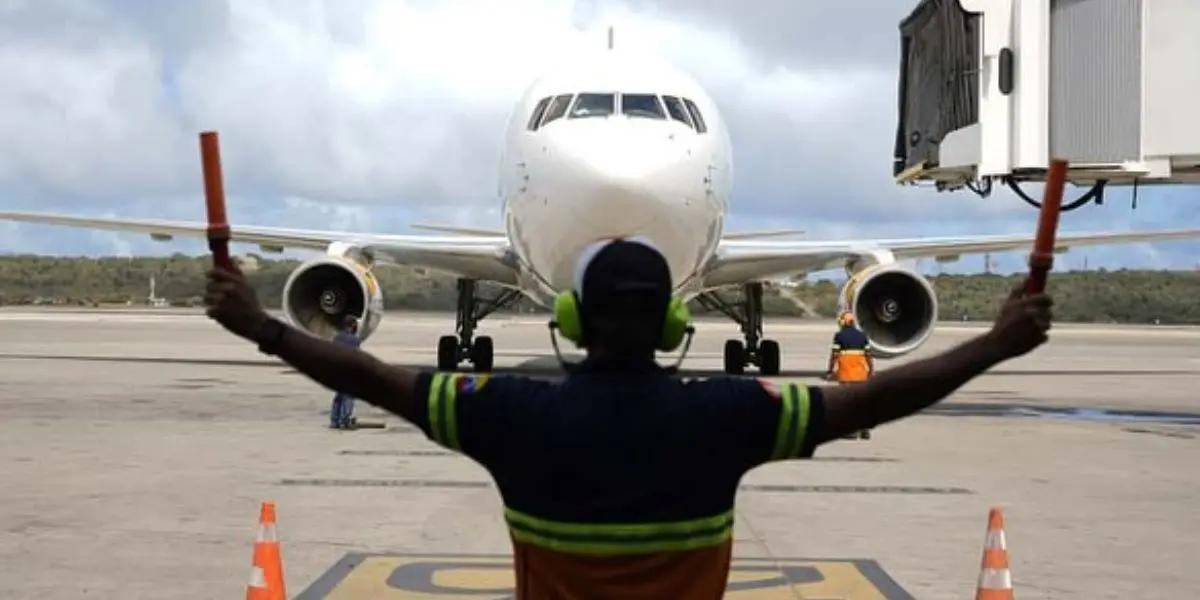 Llegan 167 connacionales en vuelo de repatriación desde EEUU