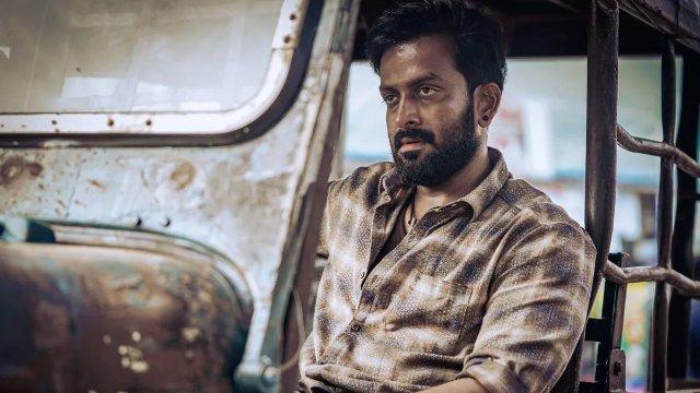 ‘Vilayath Buddha’ reviews: Prithviraj-Shammi win praise, fans call BGM ‘fire’, but runtime feels long
