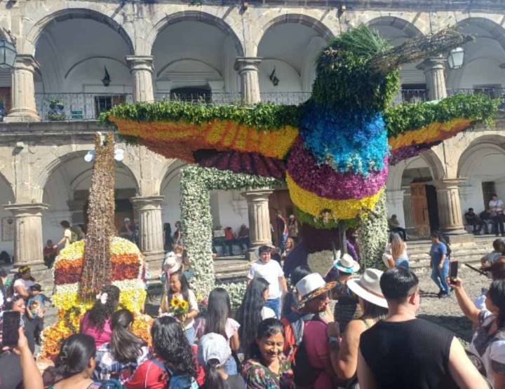Festival de las Flores, deleite de color y arte en Antigua Guatemala (+Fotos)