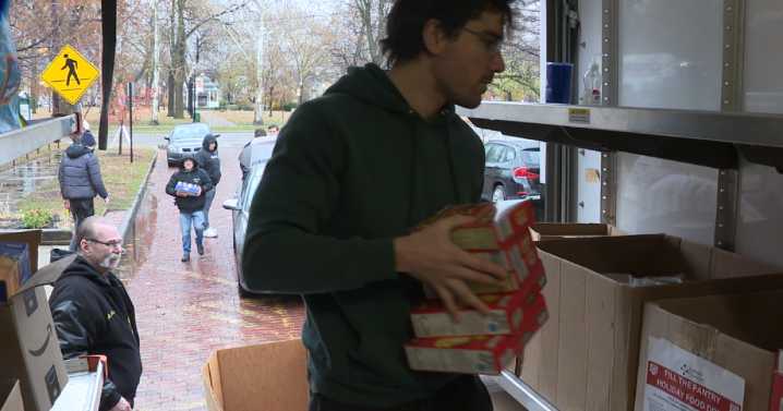 St. Augustine Hunger Center wraps up holiday drive, urges support beyond Thanksgiving