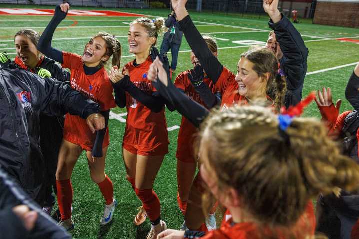 New Hartford girls soccer punches ticket to 5th straight state semifinal