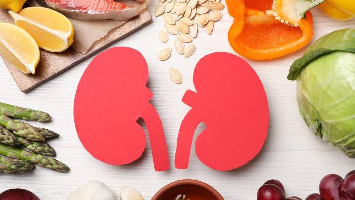 13 Foods Health Experts Recommend Eating to Strengthen Your Kidneys