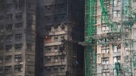 Los andamios de bambú, una técnica centenaria, están bajo escrutinio tras el incendio más mortífero de Hong Kong en décadas