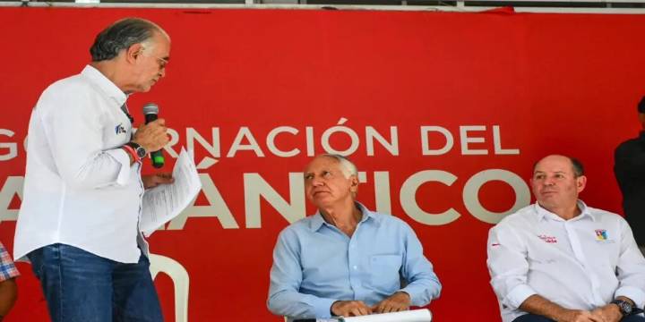 Ministro de Salud anuncia inversión de $54.000 millones para recuperar la red hospitalaria del Atlántico