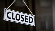 Stores, stock market, banks: What’s open, closed for Thanksgiving