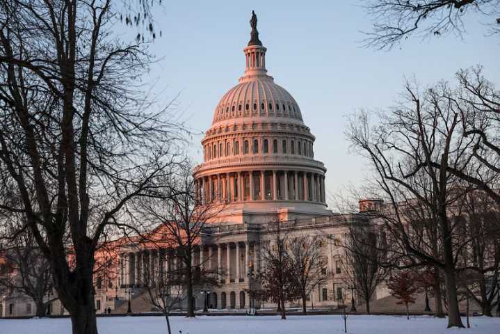 La Cámara de Representantes de EEUU se prepara para votar y el cierre del gobierno más largo en la historia del país