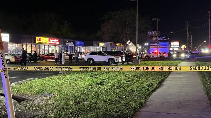 1 dead after shooting at southeast Columbus store