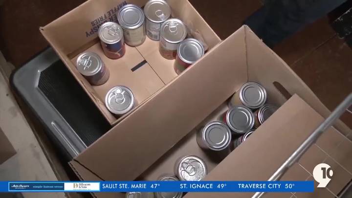 Limited income and SNAP cuts pose challenges for Northern Michigan man with disabilities