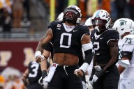 Gophers honor 26 players on Senior Day versus Badgers