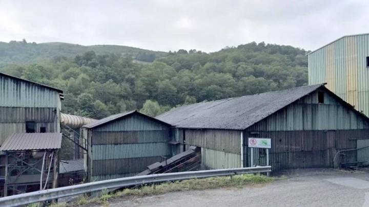 Tragedia minera en Asturias: dos muertos tras un derrumbe en una mina en Cangas, uno de ellos de Villablino (León)