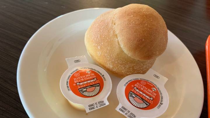 "Immodest" Mennonite Woman Leaves Her Zwieback Out for All to See