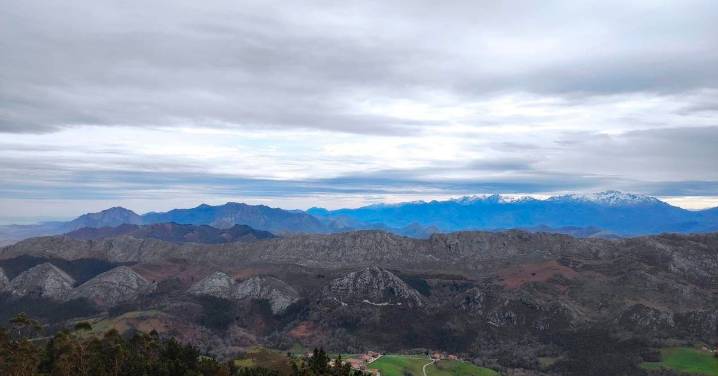 Fallece una mujer tras caer a un río en una ruta de montaña en los Picos de Europa