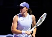 Swiatek intratable en el inicio de las Finales WTA