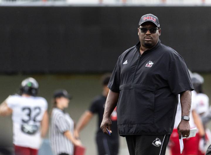 NIU football: Jalen Macon accounts for 4 TDs in rout of UMass