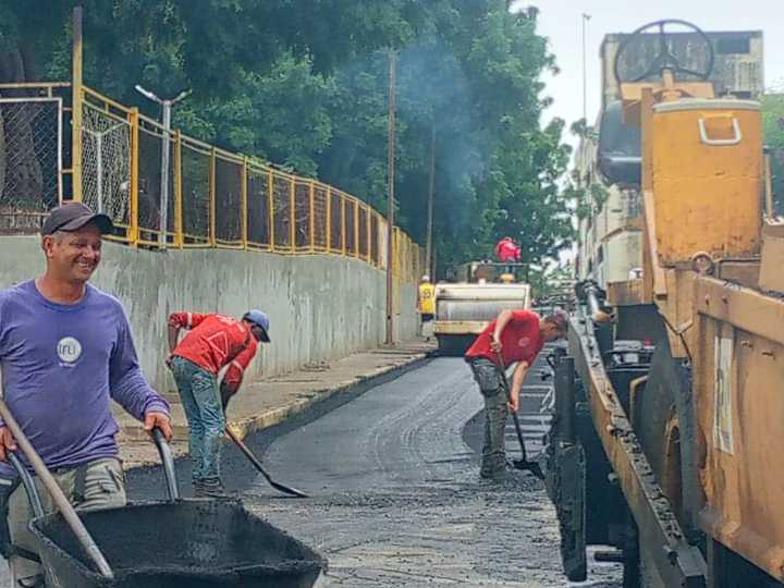Zulia acelera recuperación vial: Más de 250.000 toneladas de asfalto colocadas en cuatro meses