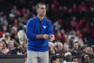 Deadspin | Buffalo breezes to victory over turnover-prone DePaul