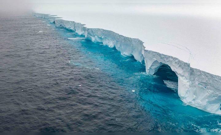 Científicos hacen un descubrimiento inesperado en la Antártida: patrones geométricos en el fondo del mar