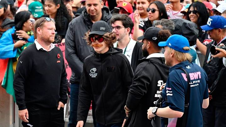 Franco Colapinto revolucionó Interlagos: entre selfies, risas y un insólito disfraz de seguridad