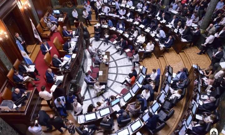 Provincia: Diputados aprobó el Presupuesto y se postergó el debate del endeudamiento
