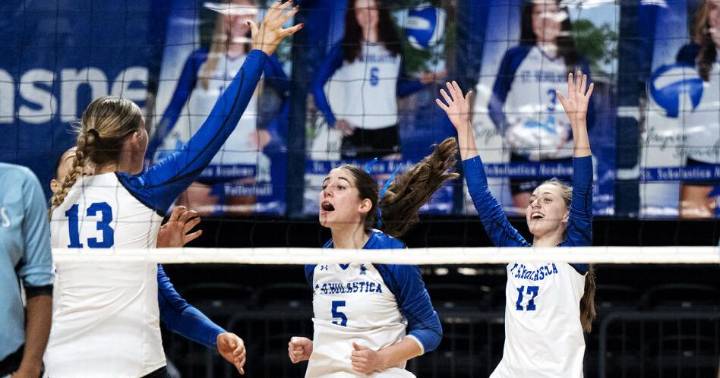 Country Day and Newman chase records as St. Scholastica reaches volleyball finals for first time