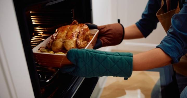 Local firefighters give Thanksgiving cooking safety tips to prevent holiday fires