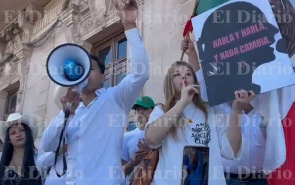 Video.- Exigen jóvenes renuncia de Claudia Sheinbaum