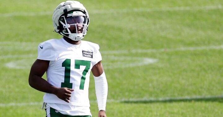 New York Jets cornerback Kris Boyd shot in NYC and critically injured, reports say