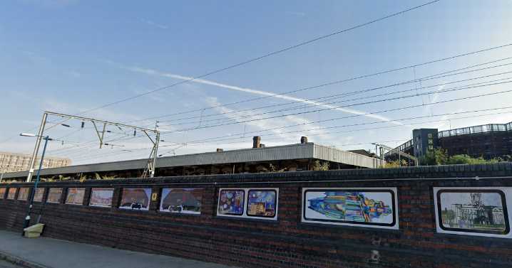 Trains cancelled and 200m cordon in place as bomb units called to railway station