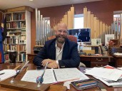 Choirmaster Jack Cleghorn wields symphony baton for annual “A Very SoNA Christmas” concerts in Fayetteville