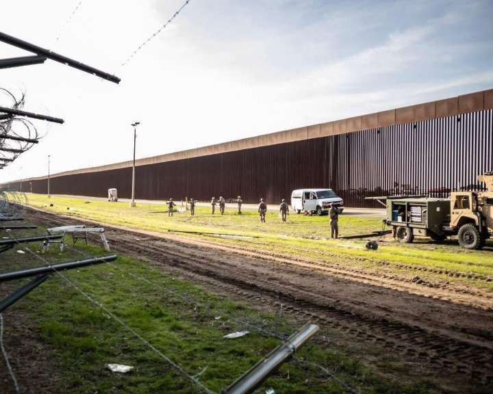 Estados Unidos detonará cargas explosivas controladas el el miércoles 12 sobre el muro fronterizo