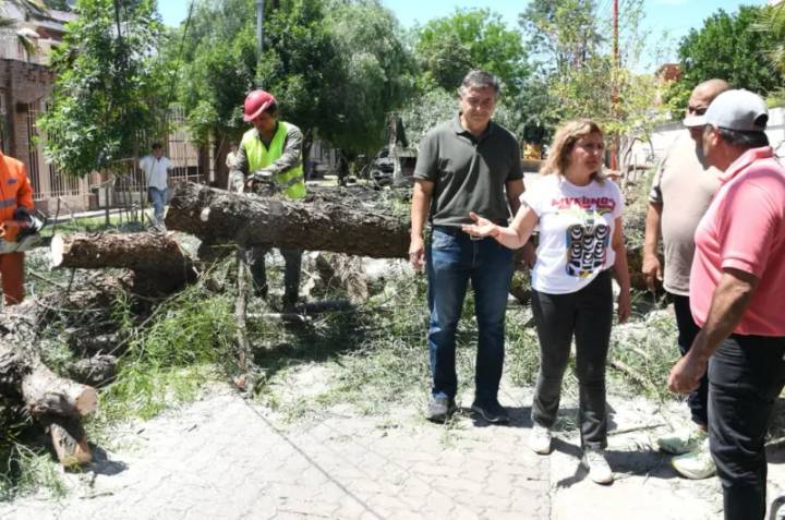 La intendente Fuentes destacó el trabajo del personal para atender las emergencias en la ciudad