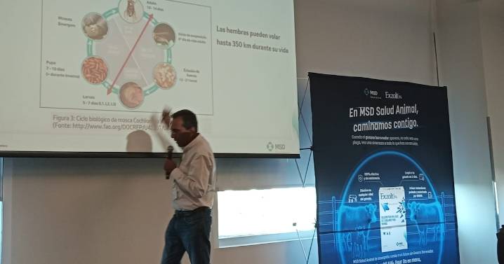 México autoriza medicamento innovador para combatir plaga del gusano barrenador