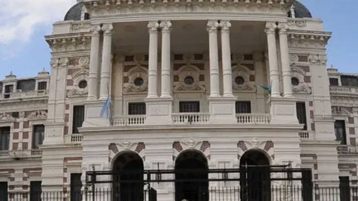 Tras el pedido de ATE, la Provincia de Buenos Aires reabre la paritaria salarial