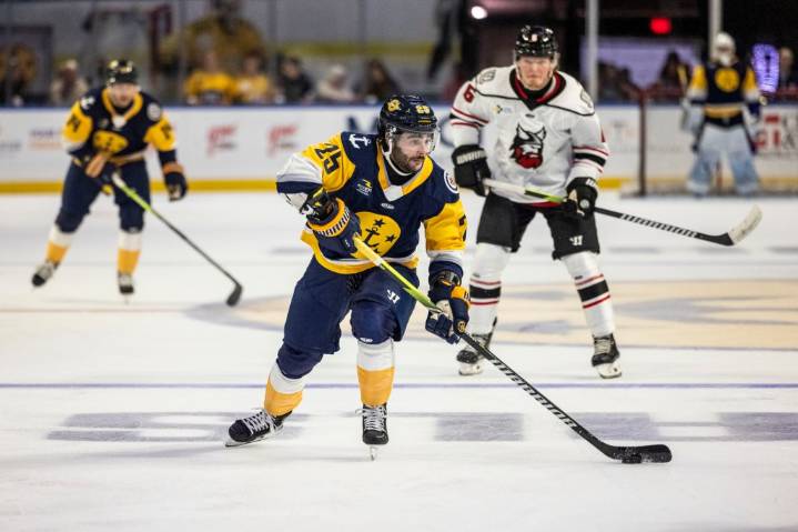Admirals’ comeback falls short in Wheeling