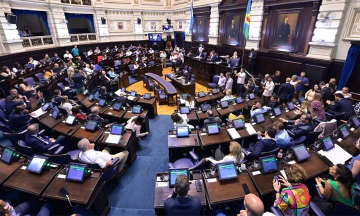 El proyecto de endeudamiento obtuvo dictamen en la Legislatura bonaerense