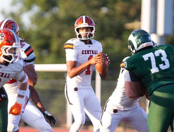 Central York’s Brooklyn Nace, Spring Grove’s David Czapp top YAIAA Division I football All