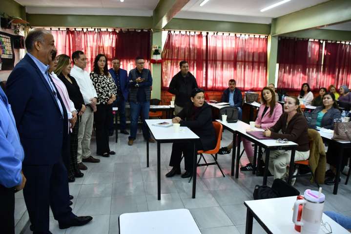 Brinda titular de la SEyD acompañamiento a docentes durante Consejo Técnico Escolar