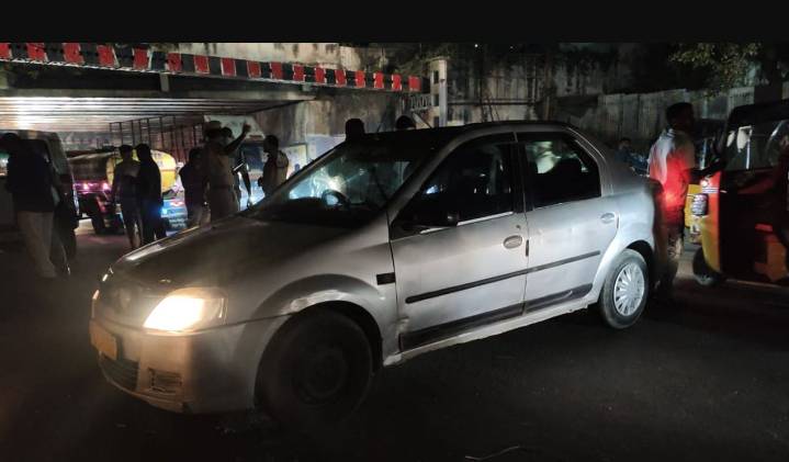 Abandoned car triggers panic in Kacheguda