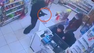Captan robo armado en tienda del sur de Saltillo; dinero y helado, parte del botín