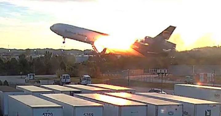 Frame-by-frame images of engine separating during deadly plane crash released