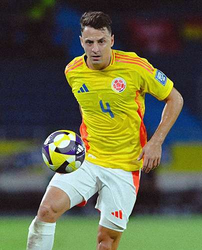 Santiago Arias fichará por Atlético Nacional en 2026 y prepara su regreso a Colombia