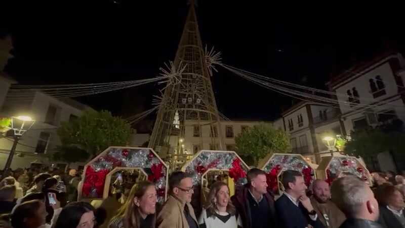 Estepa ilumina su Navidad, el primer pueblo de Europa