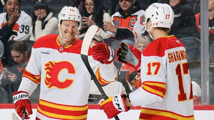 Huberdeau scores twice, Flames edge Flyers to end skid at 3