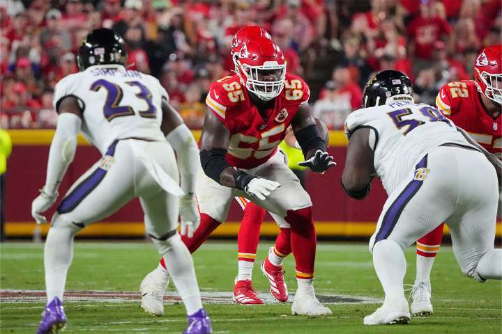 Chiefs’ Trey Smith likely out vs. Cowboys after suffering multiple ankle injuries