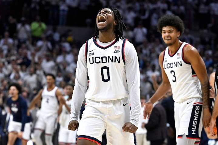 Where to watch UConn vs. Illinois: College basketball free stream
