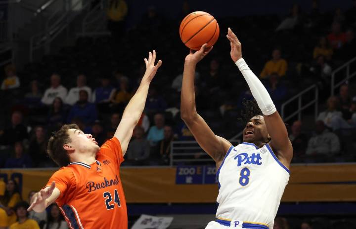 Deadspin | Barry Dunning Jr., Pitt shoot to one-sided win over Bucknell