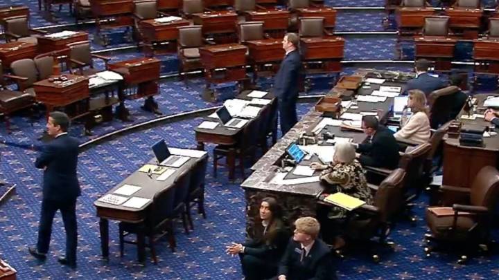 Pasa en el Senado el proyecto de ley para la reapertura del gobierno de EU